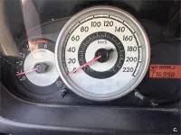 Usado Mazda 2 Active 68 CV (50 kW) 2008 Blanco Utilitario