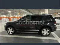 Usado VW Touareg 225 CV (165 kW) 2008 Negro SUV