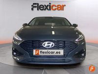 Usado Hyundai i30 120 CV (88 kW) 2024 Verde Berlina