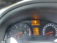 Usado Toyota Avensis Advance 124 CV (91 kW) 2014 Gris / plata Familiar