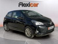 Usado Toyota Yaris Active 111 CV (81 kW) 2017 Negro Utilitario