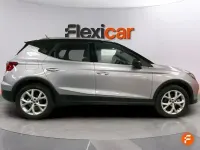 Usado Seat Arona FR 110 CV (80 kW) 2024 Gris SUV
