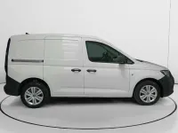 Usado VW Caddy 102 CV (75 kW) 2022 Blanco Monovolumen