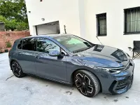 Usado VW Golf VIII R-line 150 CV (110 kW) 2025 Gris / plata Berlina