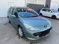 Usado Peugeot 307 110 CV (80 kW) 2006 Verde Familiar