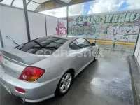 Usado Hyundai Coupé 138 CV (101 kW) 2002 Gris / plata Coupe