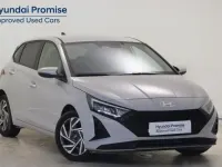 Usado Hyundai i20 100 CV (73 kW) 2025 Gris/plata Utilitario