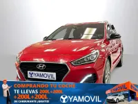 Usado Hyundai i30 Style 140 CV (102 kW) 2018 Rojo Familiar