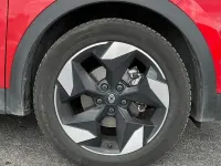 Usado Renault Captur Evolution 145 CV (106 kW) 2025 Rojo SUV