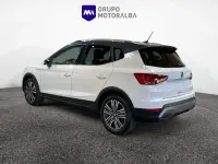 Usado Seat Arona Xperience 115 CV (84 kW) 2025 Blanco SUV