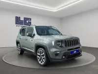 Usado Jeep Renegade 241 CV (177 kW) 2022 Gris / plata SUV