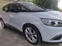 Usado Renault Scénic IV Zen 110 CV (80 kW) 2017 Blanco Monovolumen