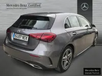 Usado Mercedes A180 136 HP (100 kW) 2025 Cinzento Sedan