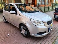 Usado Chevrolet Aveo LS 84 CV (61 kW) 2010 Gris / plata Berlina