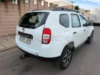 Usado Dacia Duster Ambiance 109 CV (80 kW) 2017 Blanco SUV