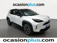 Begagnad Toyota Yaris Hybrid Style 116 HK (85 kW) 2022 Vit Pickup