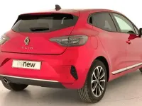 Usado Renault Clio V Techno 100 CV (73 kW) 2025 Rojo Berlina