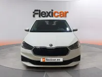Usado Skoda Fabia Active 80 CV (58 kW) 2022 Blanco Utilitario