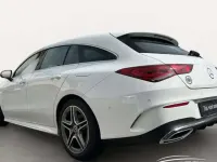 Usado Mercedes CLA200 Shooting Brake 150 CV (110 kW) 2020 Blanco Familiar
