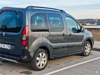 Usado Peugeot Partner Tepee Outdoor 100 CV (73 kW) 2016 Gris / plata Monovolumen