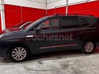 Usado Ssangyong (KGM) Rodius Limited 155 CV (114 kW) 2014 Gris / plata Monovolumen
