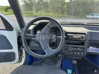 Usado Peugeot 106 60 CV (44 kW) 1992 Blanco Utilitario