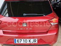 Usado Seat Ibiza Style 75 CV (55 kW) 2018 Rojo Berlina