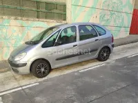 Usado Citroën Xsara Picasso Exclusive 92 CV (67 kW) 2006 Gris / plata Monovolumen