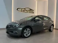 Usado Opel Astra Elegance 110 CV (80 kW) 2019 Gris / plata Berlina