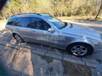 Usado Mercedes E270 Avantgarde 170 CV (125 kW) 2003 Gris / plata Familiar