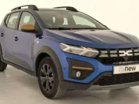 Usado Dacia Sandero Extreme 101 CV (74 kW) 2025 Azul Berlina