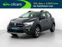 Usado Dacia Sandero Expression 101 CV (74 kW) 2022 Gris Utilitario