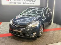 Usado Toyota Verso Comfort 124 CV (91 kW) 2014 Azul Monovolumen
