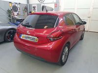 usado Peugeot 208 1.2 PureTech S&S Allure 82