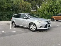 Usado Ford Focus Trend 115 CV (84 kW) 2012 Gris / plata Familiar