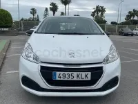 Usado Peugeot 208 Active 75 CV (55 kW) 2018 Blanco Utilitario