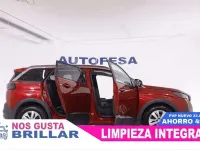 Usado Peugeot 5008 Style 131 CV (96 kW) 2021 Burdeos SUV