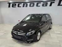 Usado Mercedes B180 109 CV (80 kW) 2017 Negro Utilitario