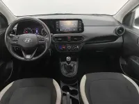 Usado Hyundai i10 67 CV (49 kW) 2022 Blanco Utilitario