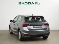 Usado Skoda Fabia Selection 95 CV (69 kW) 2025 Gris Berlina