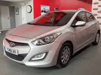 Usado Hyundai i30 90 CV (66 kW) 2012 Gris / plata Berlina