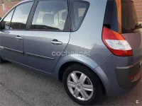 Usado Renault Scénic II Dynamique 130 CV (95 kW) 2005 Gris / plata Monovolumen