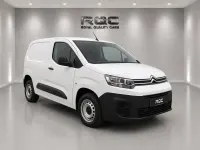 Usado Citroën Berlingo 100 CV (73 kW) 2022 Blanco Monovolumen