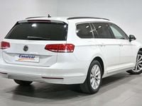 Usado VW Passat R-line 150 CV (110 kW) 2018 Blanco Familiar