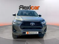 Usado Toyota HiLux 150 CV (110 kW) 2021 Verde Pickup/Camioneta