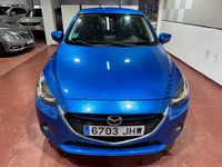 Usado Mazda 2 Style 105 CV (77 kW) 2015 Azul Berlina