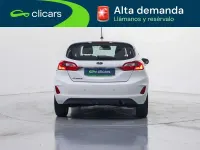 Usado Ford Fiesta Trend+ 101 CV (74 kW) 2018 Blanco Utilitario