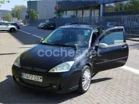 Usado Ford Focus Trend 100 CV (73 kW) 2003 Negro Berlina