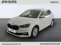 Usado Skoda Fabia Selection 95 CV (69 kW) 2025 Blanco Utilitario