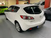 Usado Mazda 3 Active 116 CV (85 kW) 2011 Blanco Utilitario